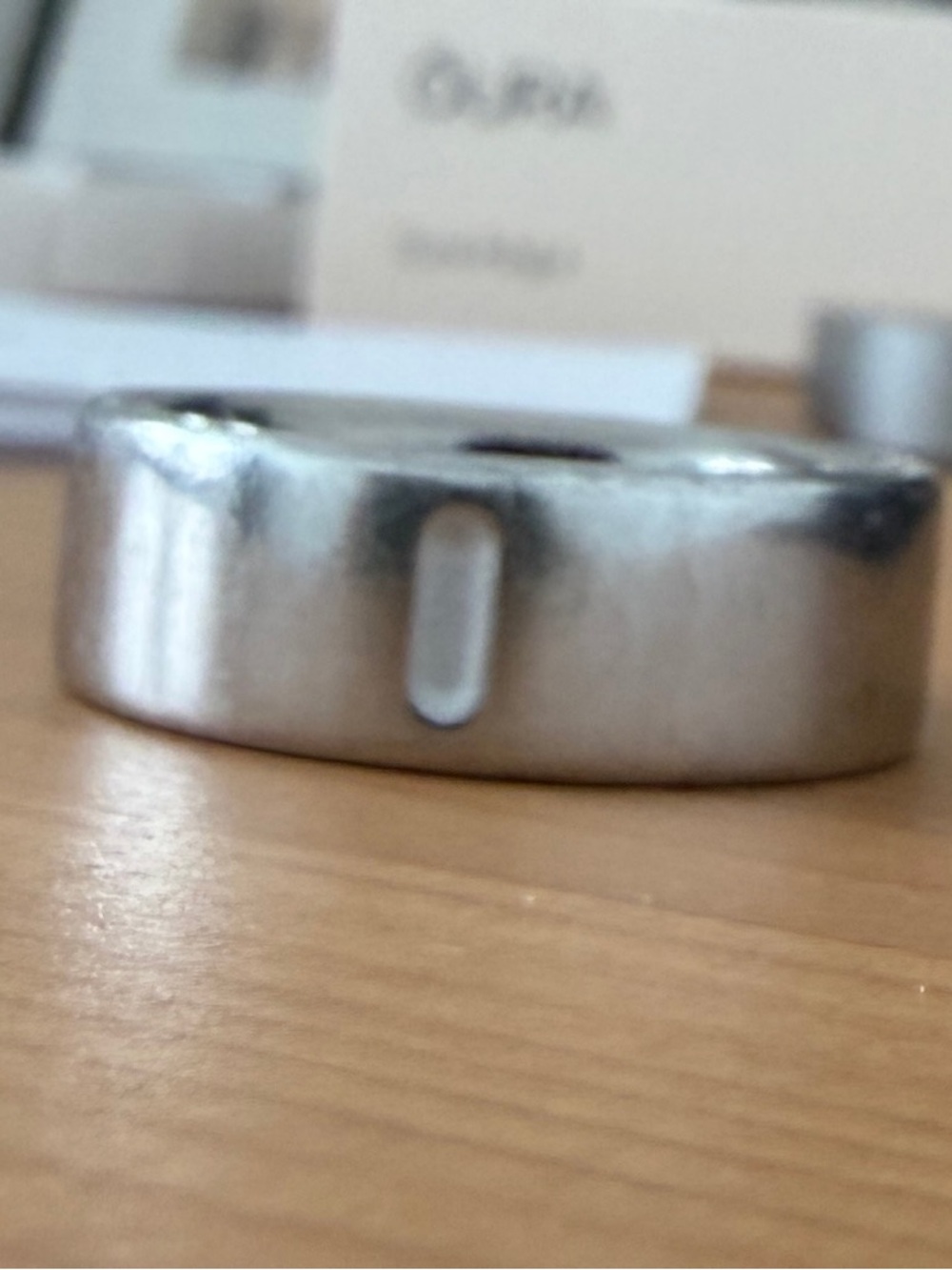 Oura Ring Gen 4 Smart Ring - Silver Finish (Size 9) - Picture 3 of 4